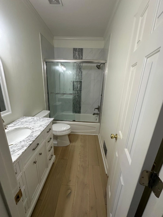 Bathroom before renovation